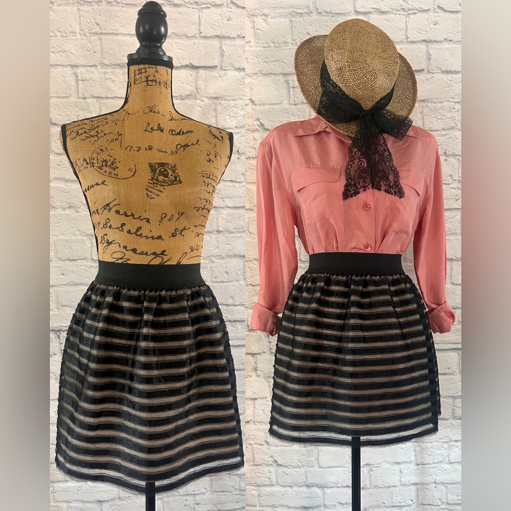 Forever 21 Y2K Mini Skirt Black & Gold Striped Tulle Evening Festive Glam Fancy